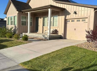 Anita W.'s lawn service service result