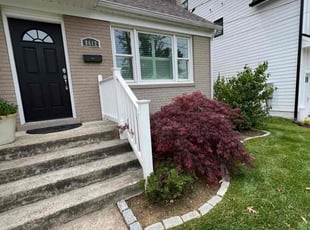 Myrna O.'s Flower Bed Weeding service result