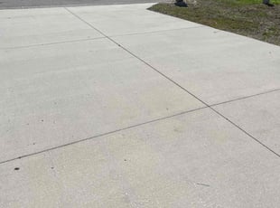 Deanna T.'s grass cutting service result