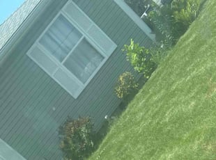 Stefanie M.'s Flower Bed Weeding service result