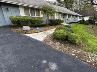 Jessica W.'s Bush Trimming service result