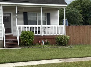 Amber W.'s Bush Trimming service result