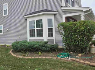 Amanda A.'s lawn care services service result
