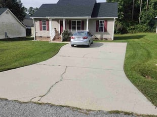 Jeff P.'s lawn care services service result