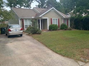 Joshua L.'s grass maintenance service result