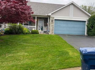 Andrea A.'s lawn maintenance service result