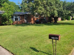 Kelly M.'s landscape maintenance service result