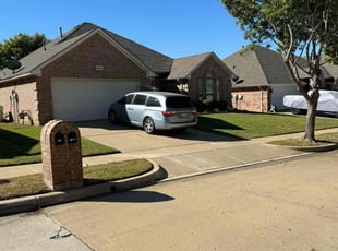 Linda W.'s grass maintenance service result