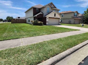 Nakia D.'s lawn maintenance service result