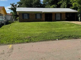 JeffcMahon M.'s lawn care services service result