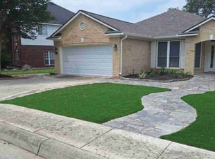 Chele B.'s lawn service service result