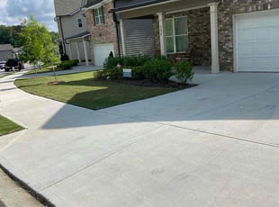 Kennesha P.'s turf care service result