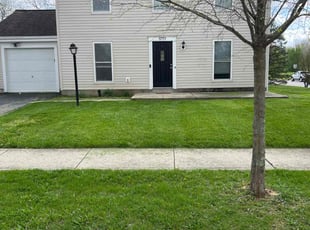Emily C.'s lawn care services service result