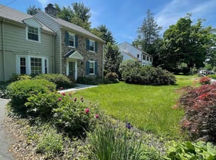 Chantal S.'s lawn maintenance service result