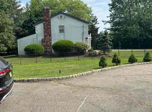 Stacie S.'s landscaping services service result