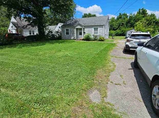 Karen S.'s lawn care services service result