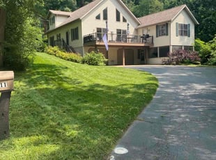 Judith M.'s lawn care services service result