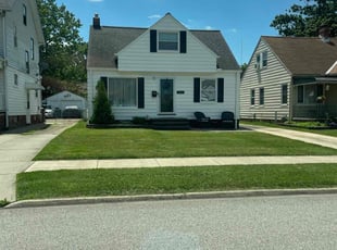 Sylvia W.'s lawn care services service result