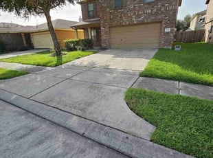 Laura C.'s grass cutting service result