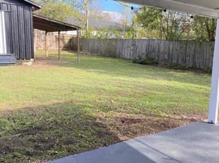 Shantel R.'s lawn care services service result