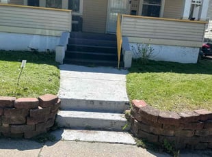 Erik B.'s grass maintenance service result