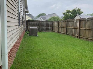 Leslie J.'s turf care service result
