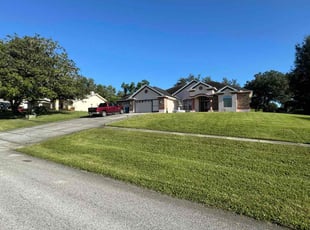 Courtney C.'s lawn care services service result