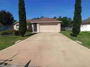 Arnie C T.'s grass maintenance service result
