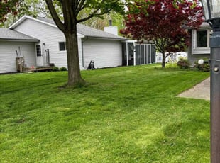 Sara G.'s lawn care services service result