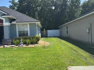 Julia S.'s lawn maintenance service result