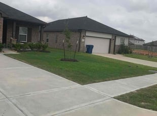 Jessica C.'s grass cutting service result
