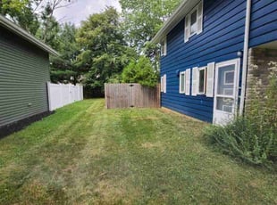 Laura S.'s lawn care service result