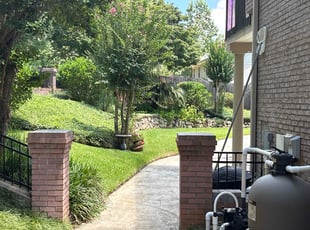 Tracey H.'s turf care service result