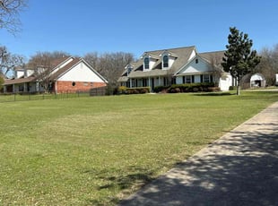 Daryna V.'s lawn care services service result
