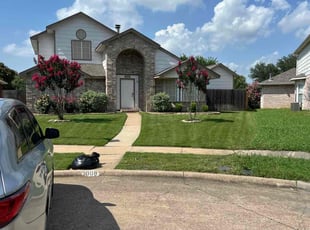 Lidia V.'s yard maintenance service result