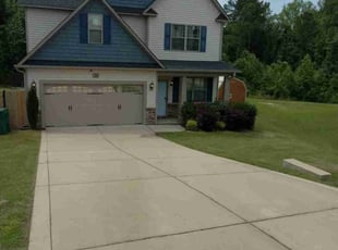 Robb H.'s lawn service service result