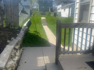 Launa J.'s lawn service service result
