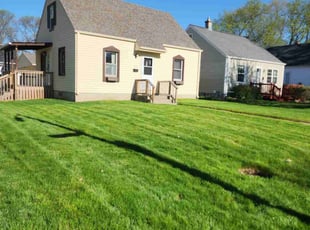 Sarah K.'s Bag Clippings service result