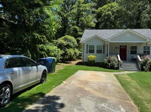 Kristina M.'s lawn service service result
