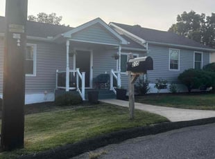Adrian H.'s lawn service service result