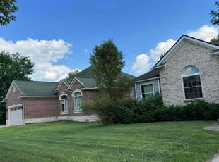 Vickie S.'s lawn maintenance service result