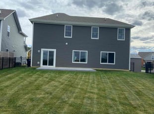 Misty Z.'s lawn care services service result