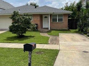 Amy C.'s lawn care services service result