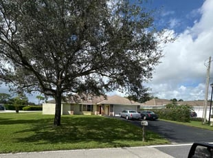 Michelle T.'s lawn care services service result