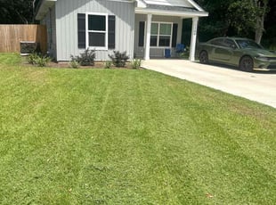 Clinton B.'s turf care service result