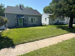 Kara H.'s lawn maintenance service result