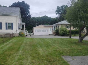 Yenni M.'s lawn maintenance service result