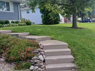 James W.'s lawn maintenance service result
