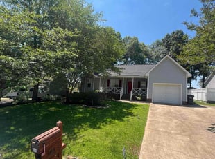 Patricia H.'s lawn care service result