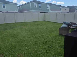 Donna S.'s lawn maintenance service result